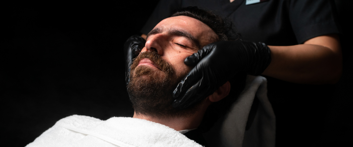 Get the Best Facial Treatment for Men in Dubai at Prämie Gents Salon